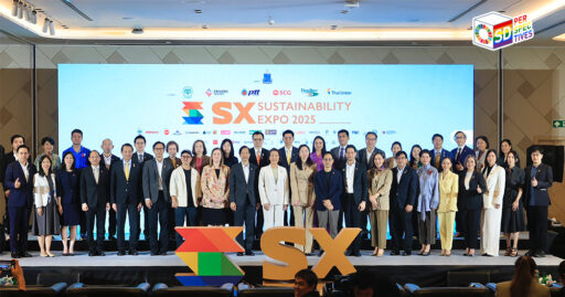 Attendees exploring the Sustainability Expo 2025 in Bangkok’s Queen Sirikit Convention Centre, featuring immersive zones highlighting adaptability and collaboration for sustainable living.