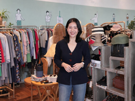 พิชามาศ ชัยงาม ผู้ก่อตั้ง Loopers เลือกเสื้อผ้ามือสองภายในร้าน สะท้อนแนวคิด Circular Fashion และ People–Planet–Profit SD Perspectives : Sustainability & Brand Strategy Media in Thailand