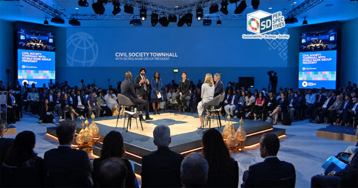 บรรยากาศเวที Civil Society Townhall with World Bank Group President พร้อมผู้เข้าร่วมภาคประชาสังคม